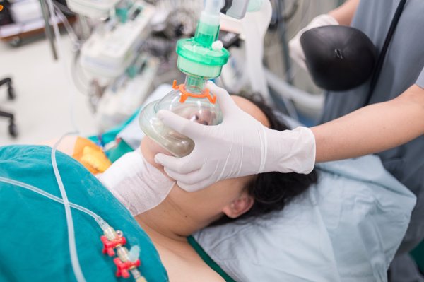 气胸肺气肿肺大泡怎么办